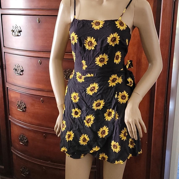 Zaful Dresses Daisys Summer Dress Poshmark
